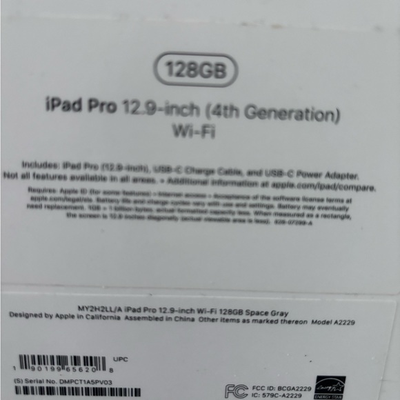 Ipad 12.9 4th generation bundle with apple keyboard/case and Apple Pencil - Picture 10 of 10